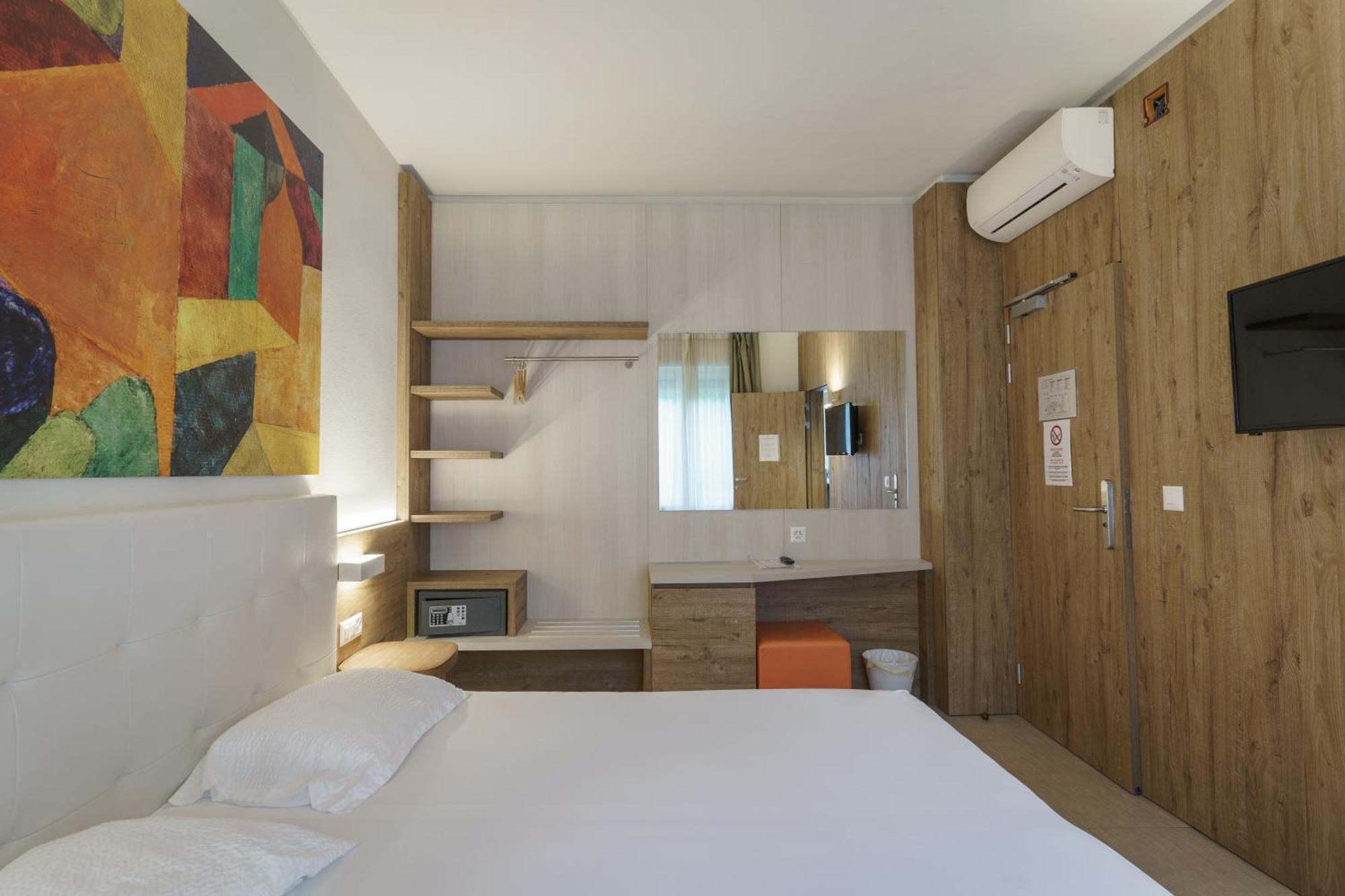 Hotel Morgana Mendrisio Exterior photo
